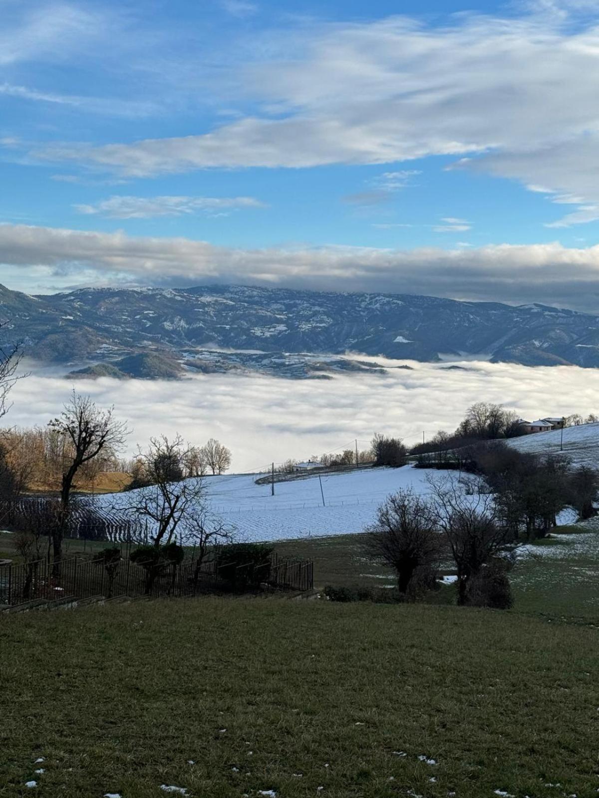 Vila Casa Del Giglio A Cadelmonte Valle  Exteriér fotografie